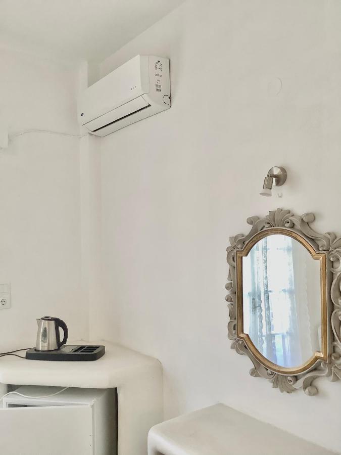 Villa Maina Kamári Екстериор снимка