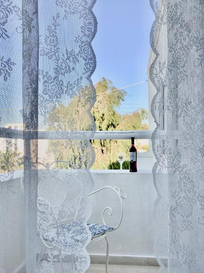 Villa Maina Kamári Екстериор снимка