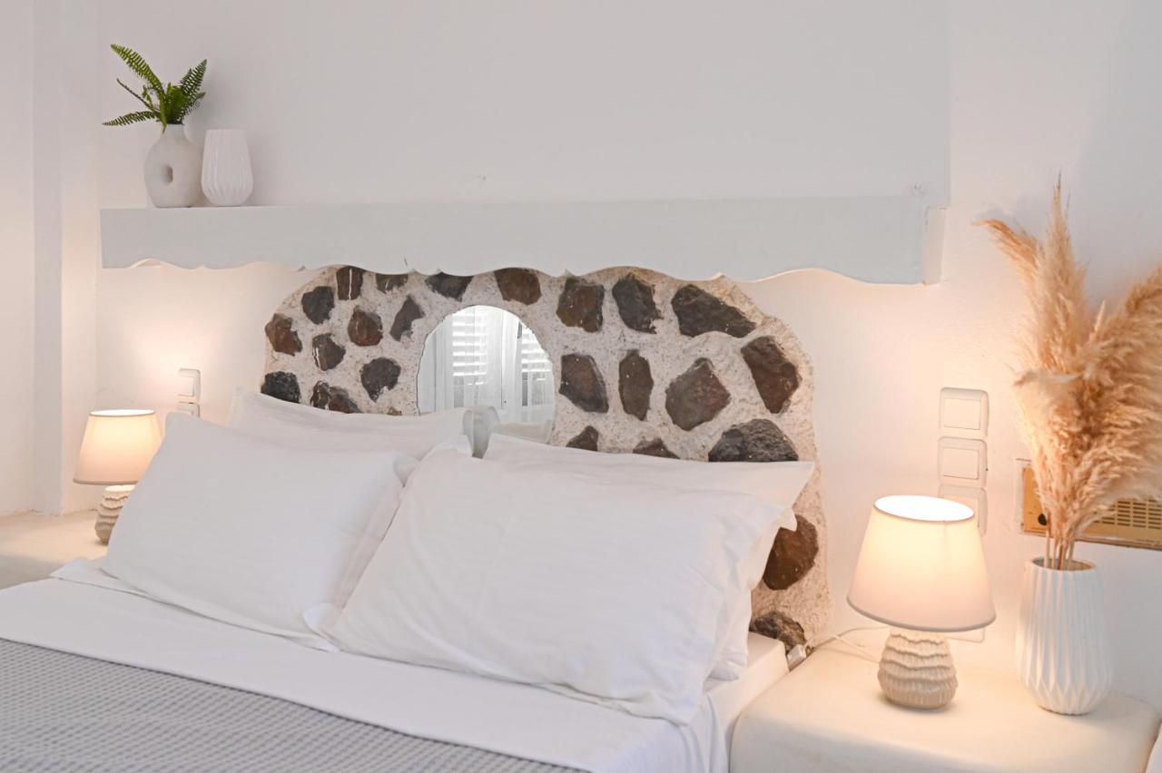 Villa Maina Kamári Екстериор снимка